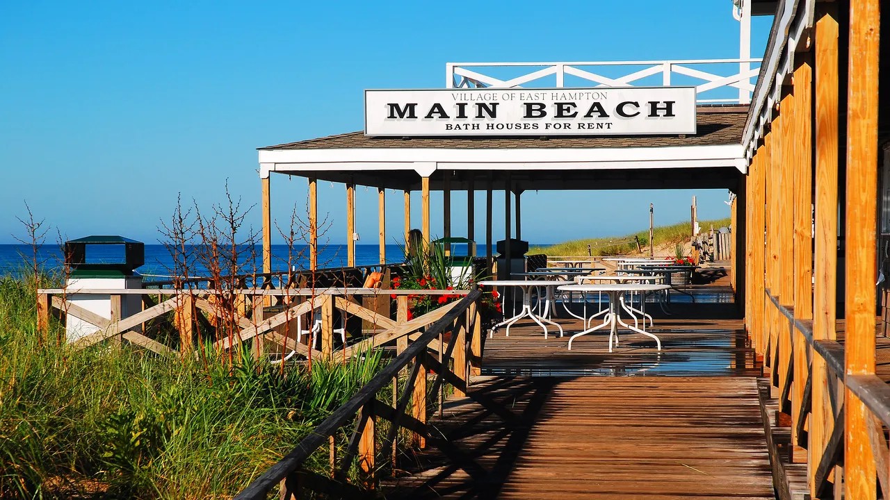 Traveling Notary to Sagaponack - Rush Mobile Notary